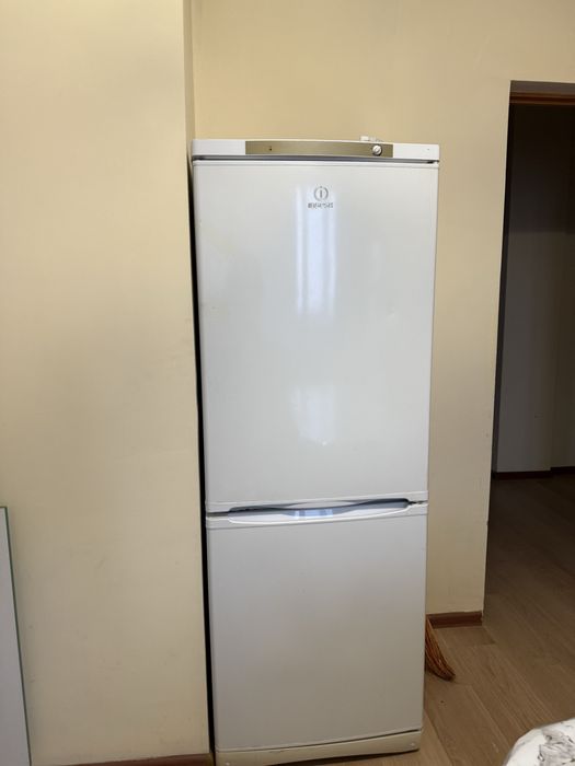 Продается холодильник