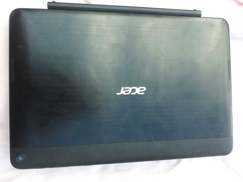 Notebook acer d16h1