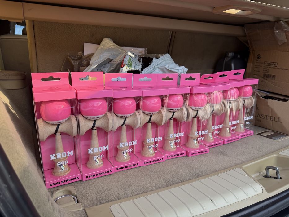 Kendama KROM POP Pink Sticky Roz LOL Clear Originala NOUA SIGILATA