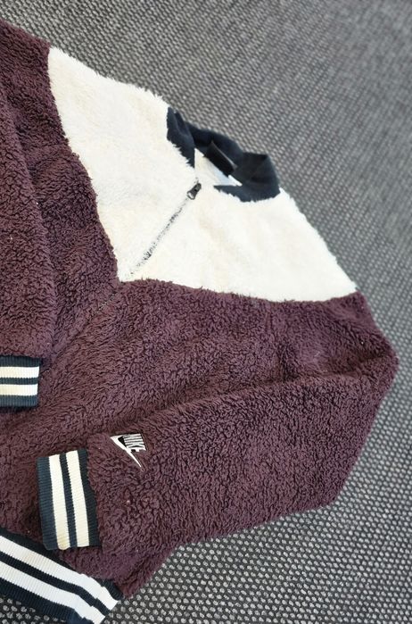 Nike горнище S размер дамско