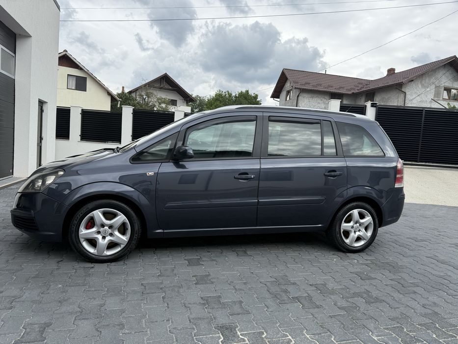 Opel zafira b adaptat handicap