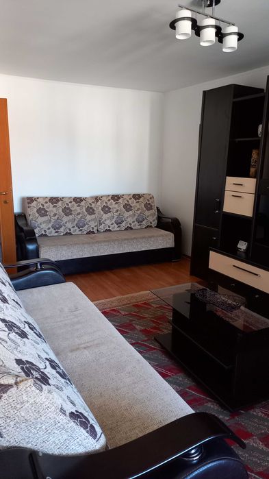 Inchiriez apartament 2 camere