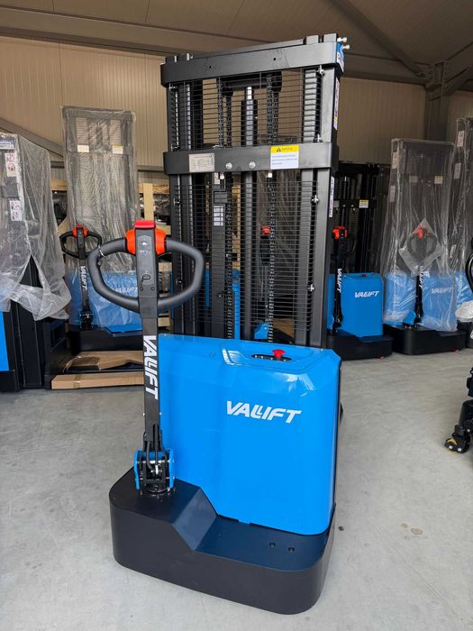 Transpaleta electrica Liza electrica cu catarg 1500kg VALLIFT