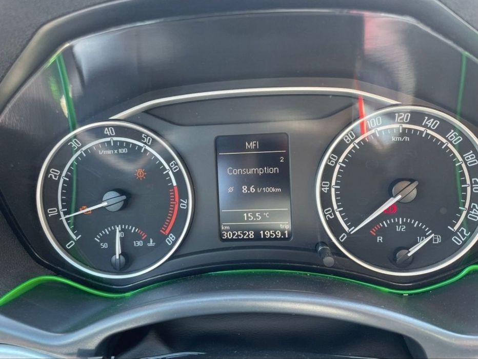 Vând Skoda Octavia 2