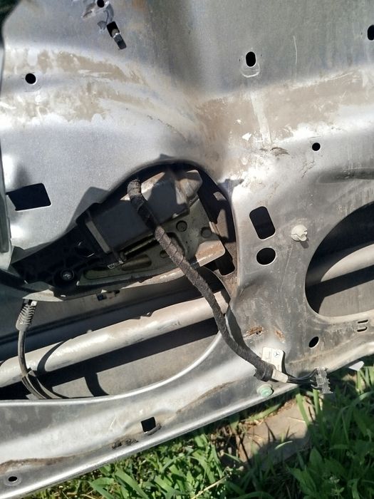 Стеклоподьемник, аэрбаг