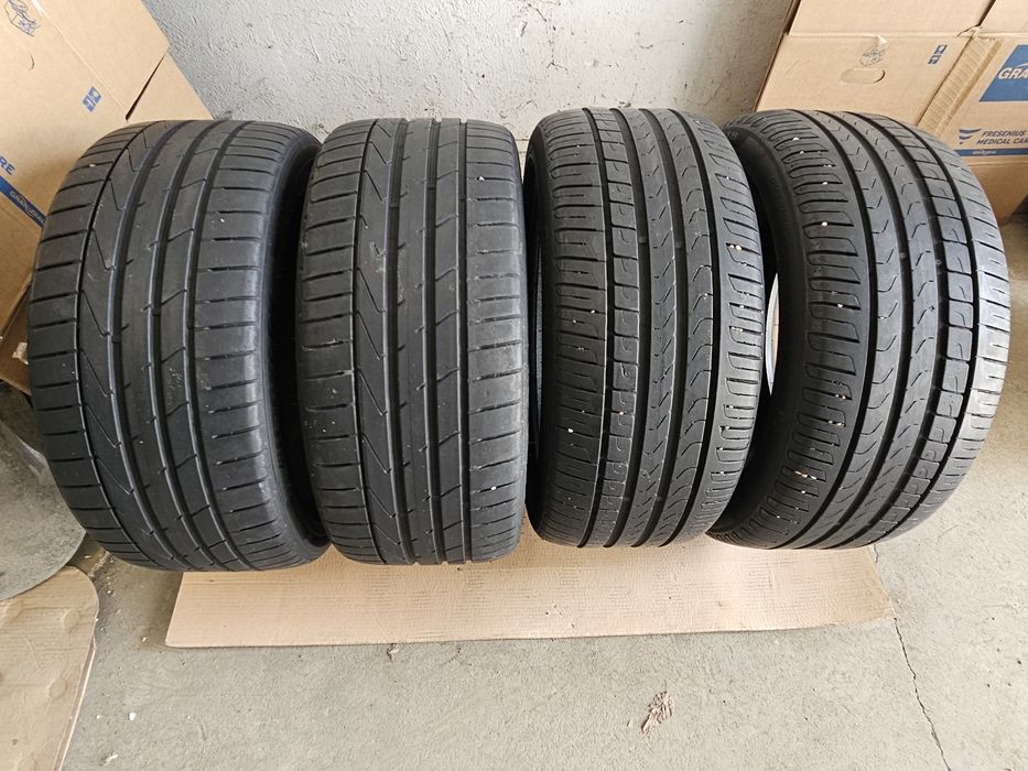 Anvelope vara 245 40 r18 in stare foarte buna 6mm