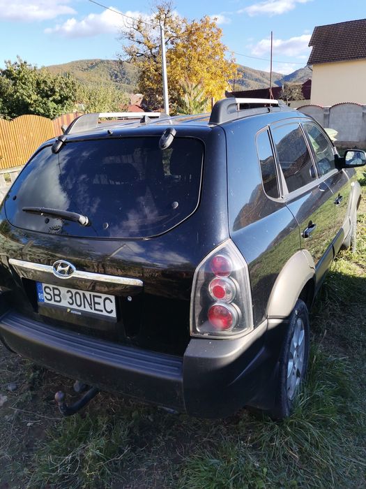Vând Hiundai Tucson motor 2.0 d!! ! !!