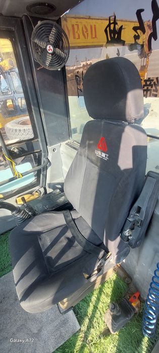 Фронтальный погрузчик LUGONG LG938
