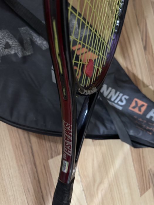 Ракетка в отличном состоянии с чехлом