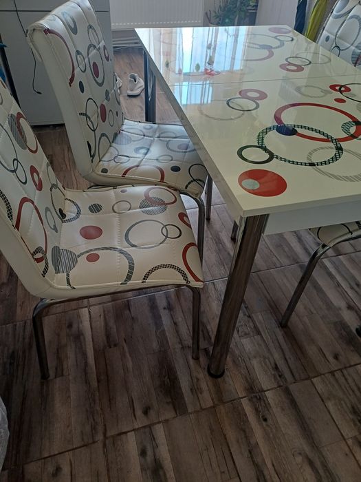 Masa+4scaune,bucatarie