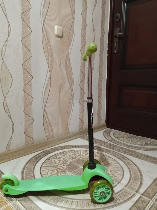 Детский  самокат