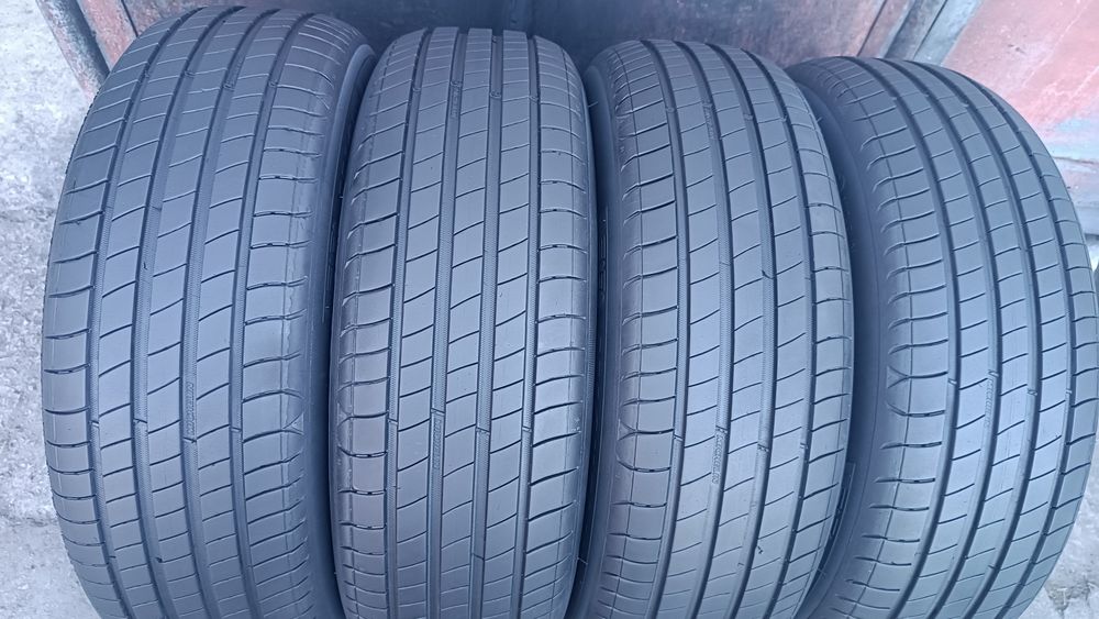 185/65/15 Michelin