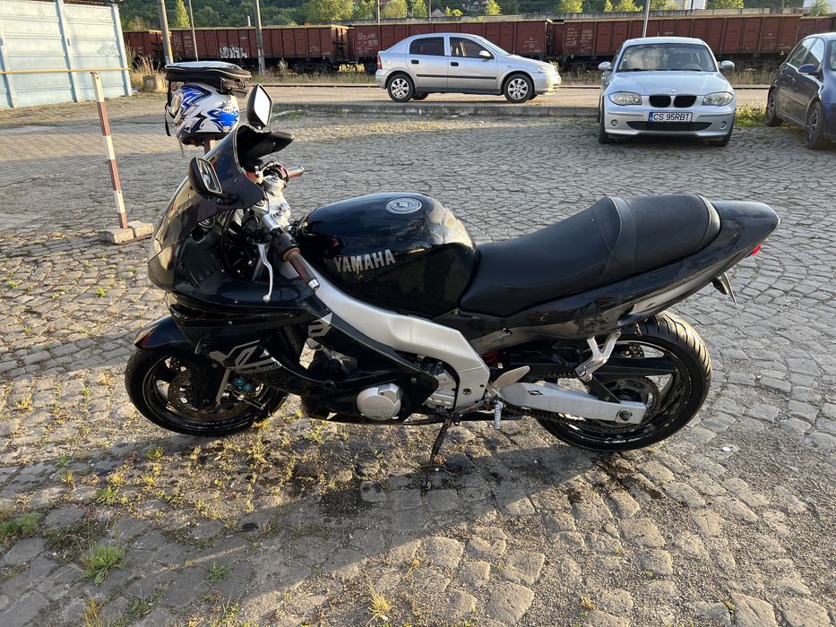 Yamaha yzf thundercat 600