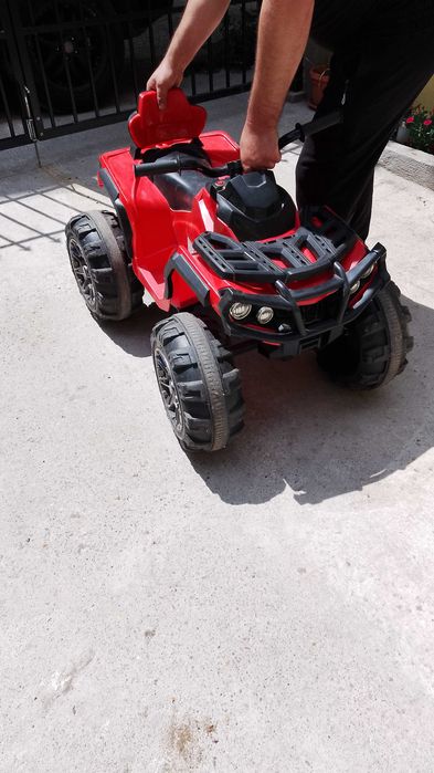Детско акумулаторно ATV