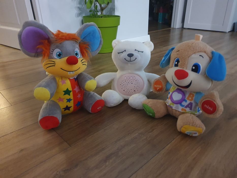 Vând jucării muzicale -3 pe set