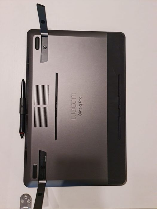 Tableta grafica Wacom Dth-1620 15.6 inch