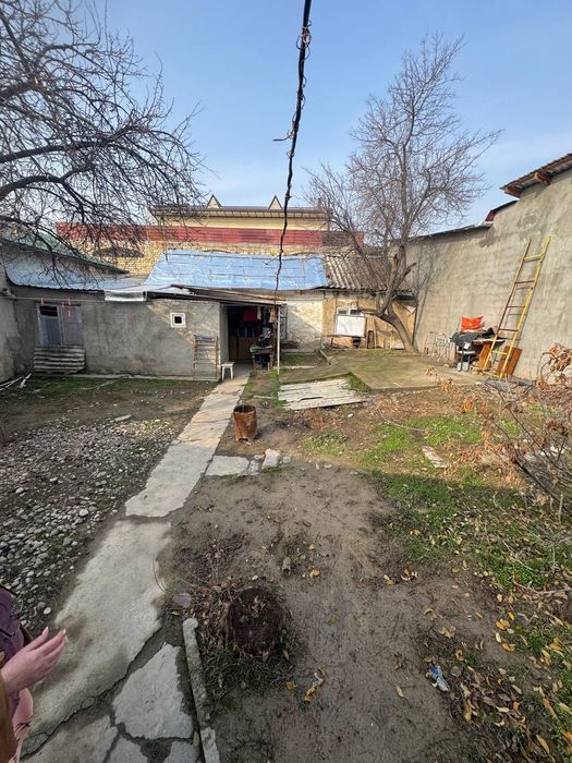 Миробод тумани,  эски тезиковка тарафда 2,5 сотихли ер сотилади