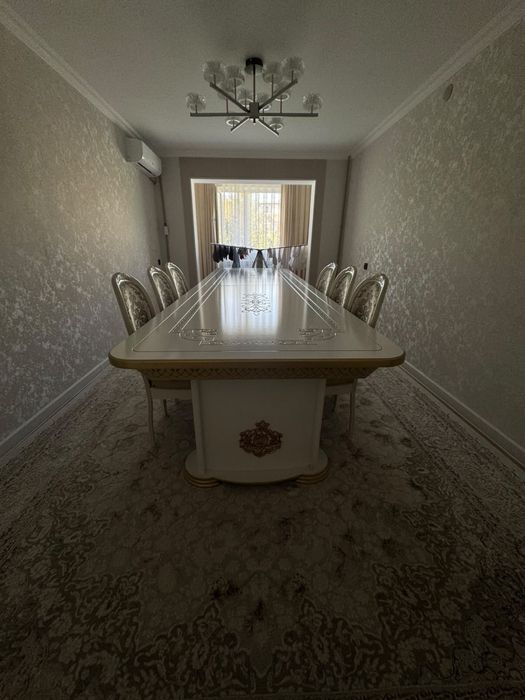 Стол продам срочно