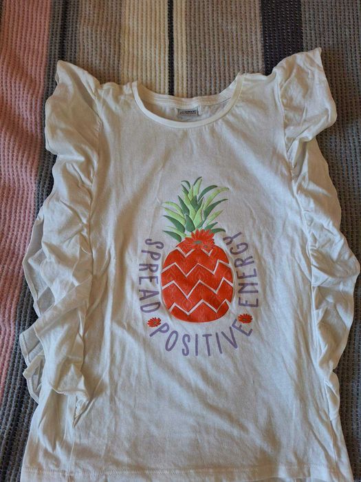 Продавам лот дрехи за момиче размер 134