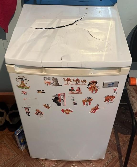 Продам мини холодильник