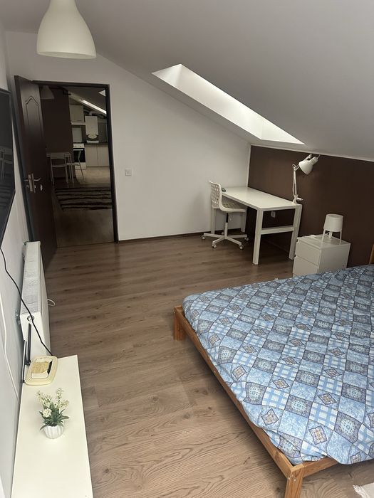 Vand mansarda in Floresti