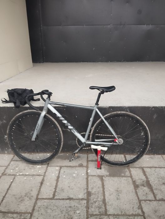 Продам иди обменяю фикс jixf