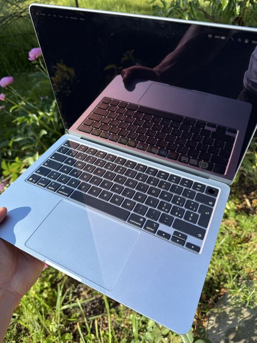 Apple Macbook air m4