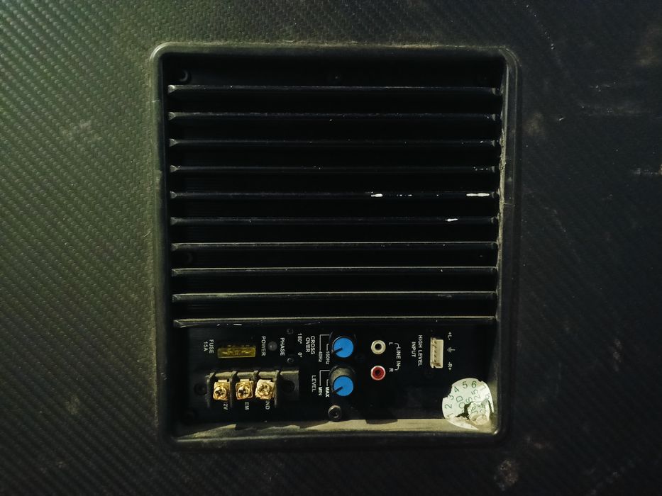 Продам Сабвуфер Element 5  (e5-olom)