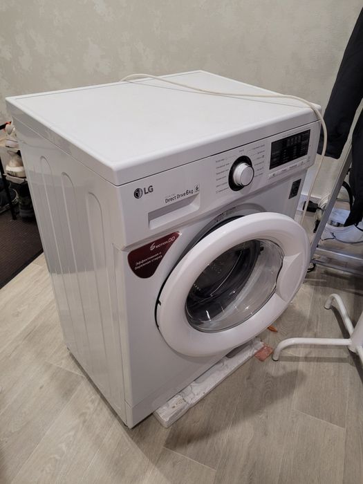 Продаётся стиральная машина LG