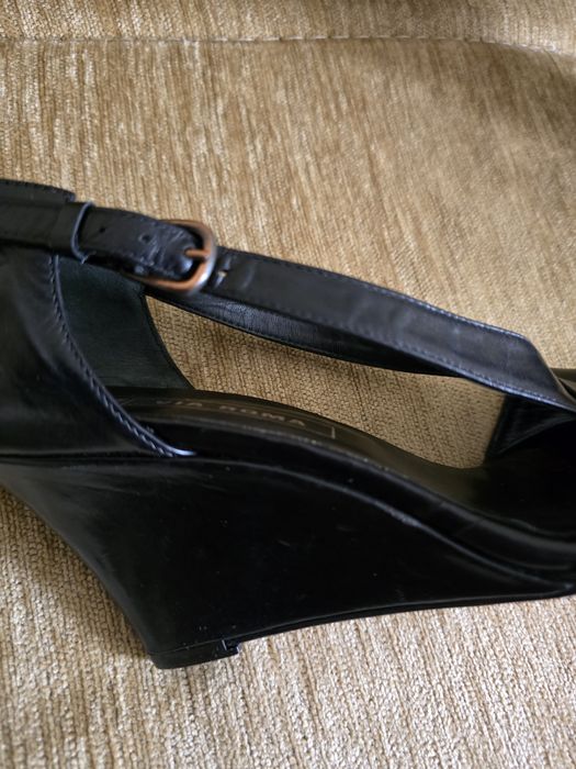 Италиански  обувки от естествена кожа  на Via Roma