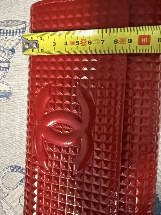 Червенно портмоне лак