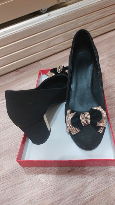 Продаю туфли 3 вида