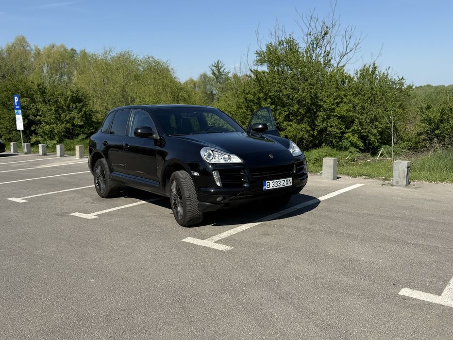 Porsche cayenne shadow black