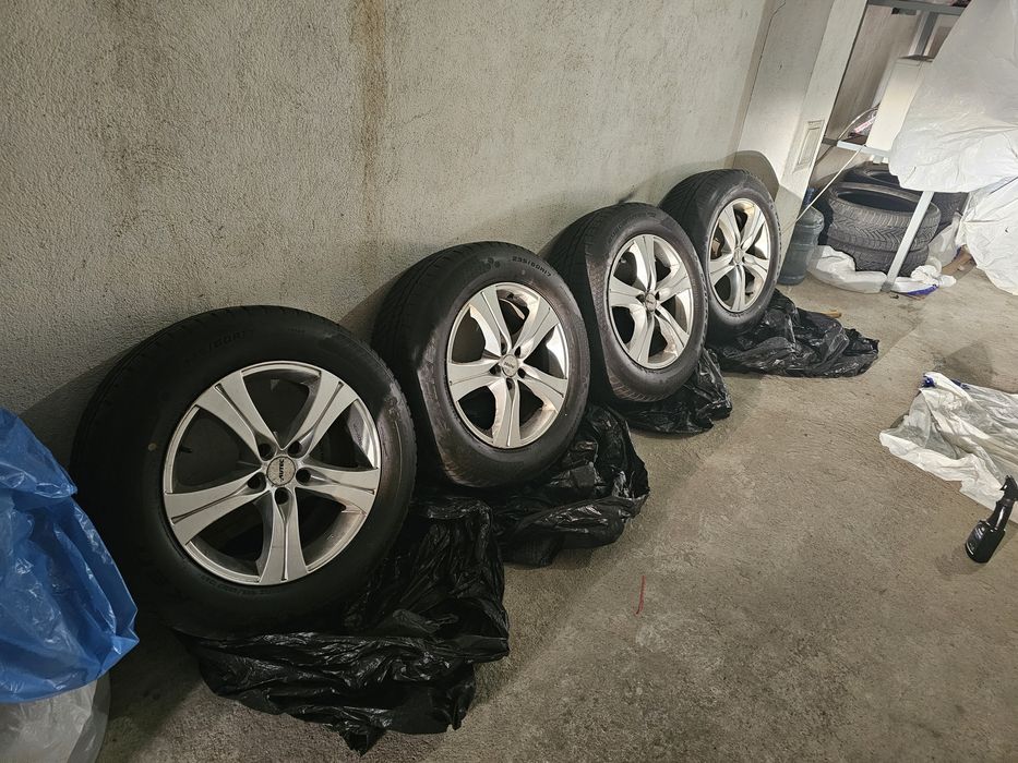 Зимни гуми с джанти 235/60R17 Falken eurowinter HS02 PRO