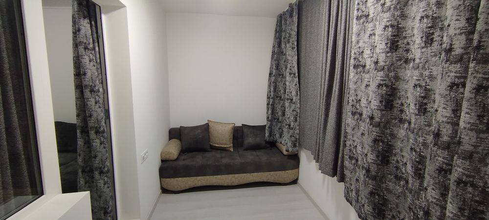 Аренда, 1 в 2, Рисовый базар, банковской дом