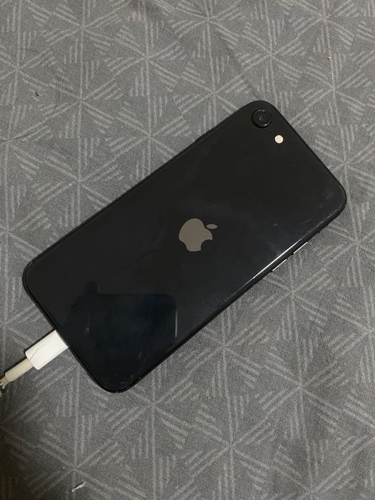 iPhone se 2020