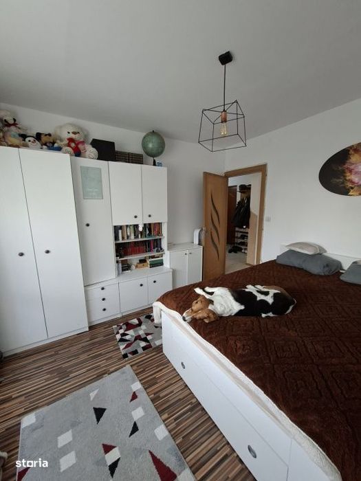 Apartament 3 camere, et. 2,  70 mp utili, Bd. Traian