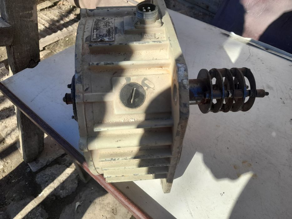 Электродвигатель + тахогенератор ТП80-20