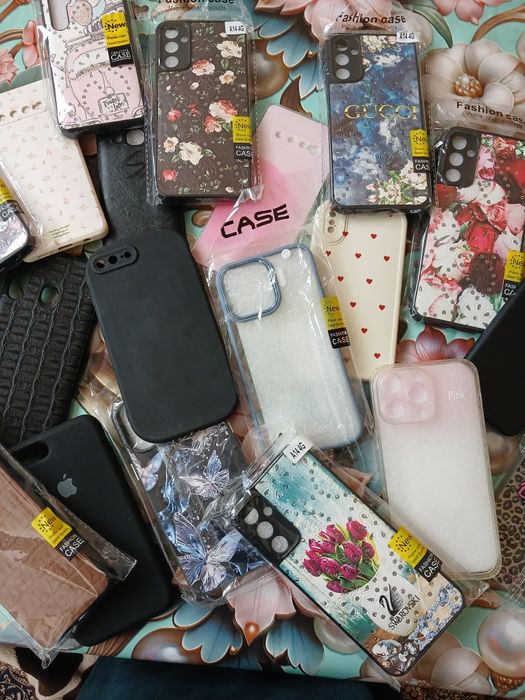 Чехлы на смартфоны