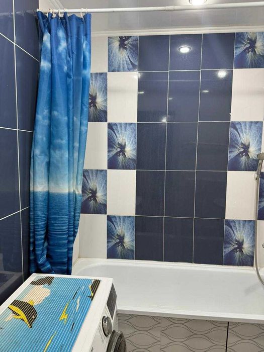 Продам 2 ком .квартиру  район Береке