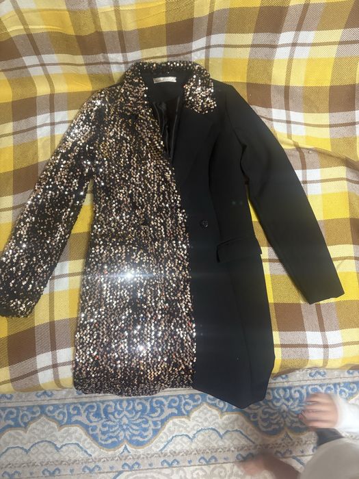 Пиджак с красивыми блестками