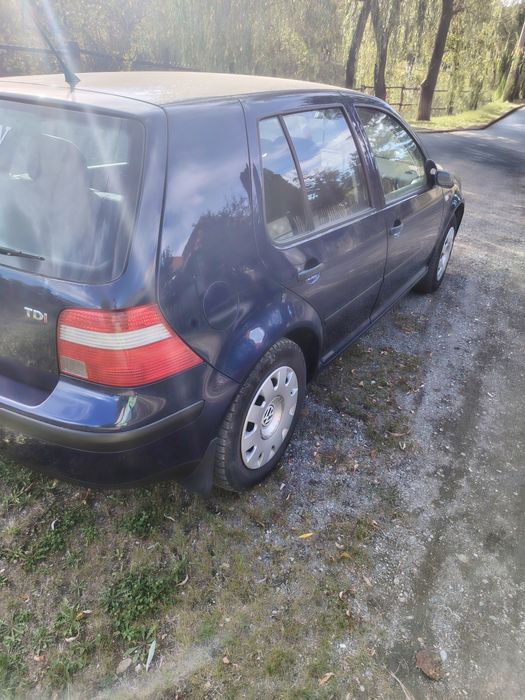 Volkswagen golf 4