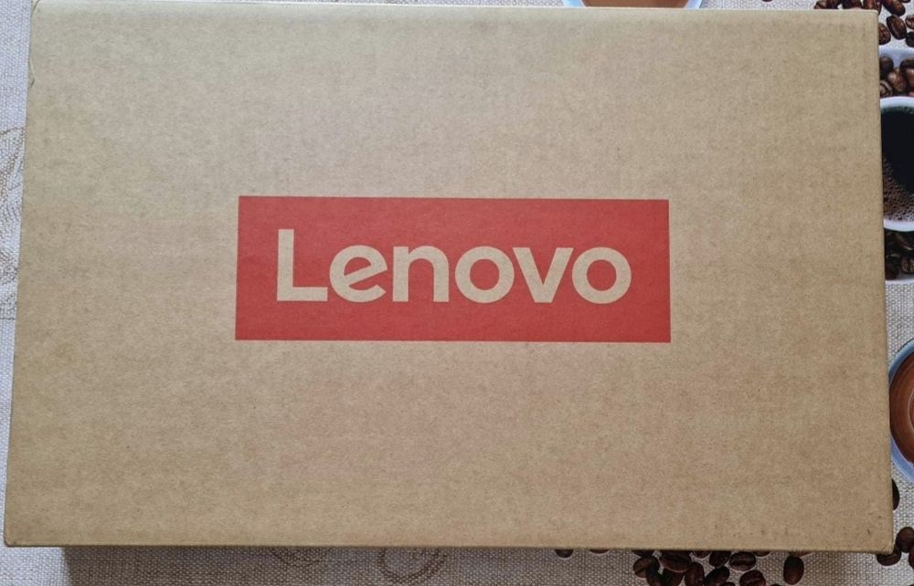 Laptop - Lenovo  V15 g4

Laptop V15 G4 AMN Ryzen5 7520U RAM 8GB 256GB W11P
256GB SSD M.2 2242 PCIe® 4.0x4 NVMe® | 256GB