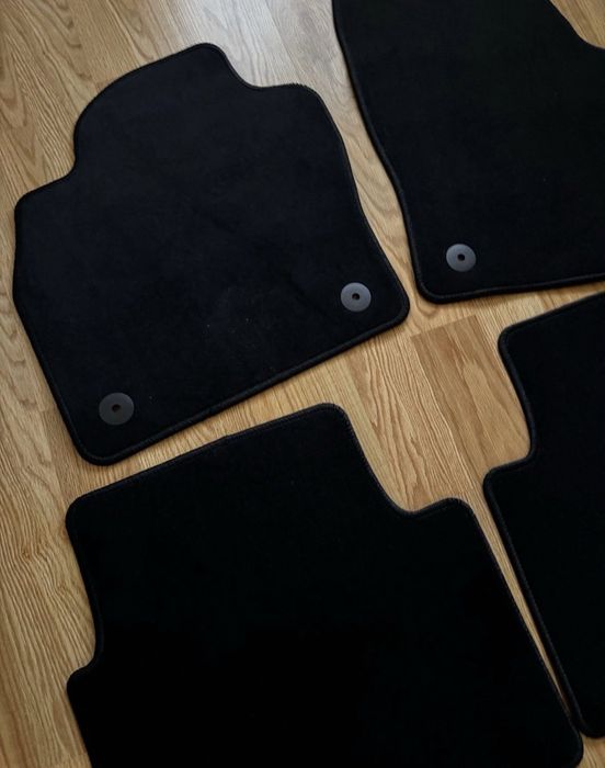 Оригинални мокетни стелки, Шкода