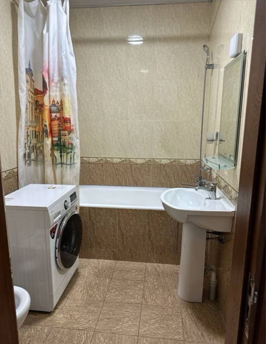 Ц-13 Продаетса 3/1/4 Анхор парк 69кв.м срочна