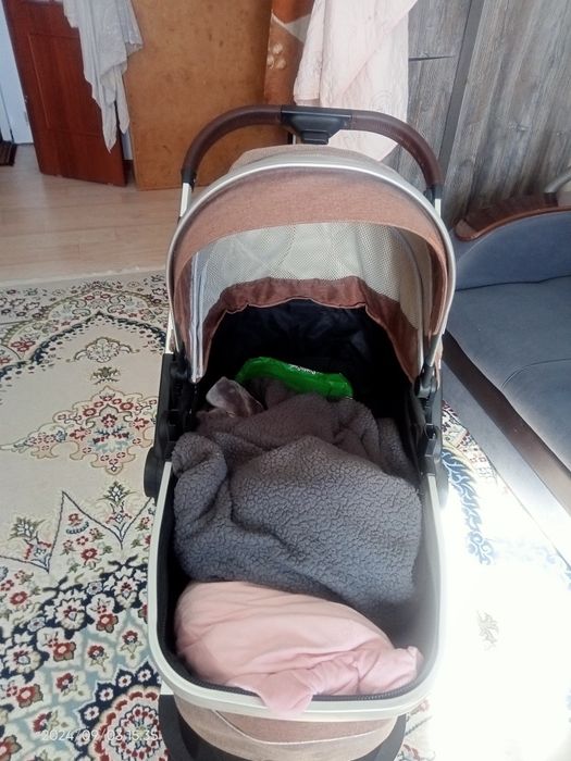 Продам детскую коляску