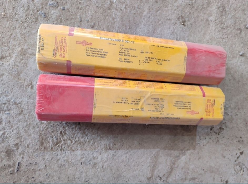 Электрод чугунный