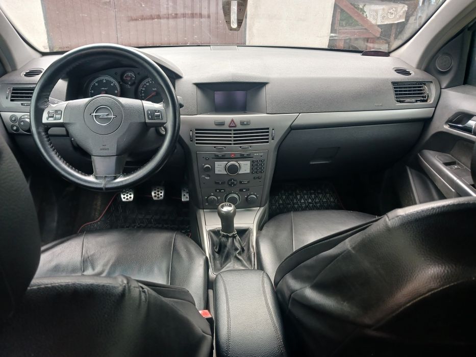 Vând Opel Astra H