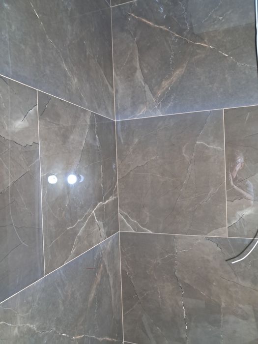 Кафельщик, пластика,обой,камины, ремонт