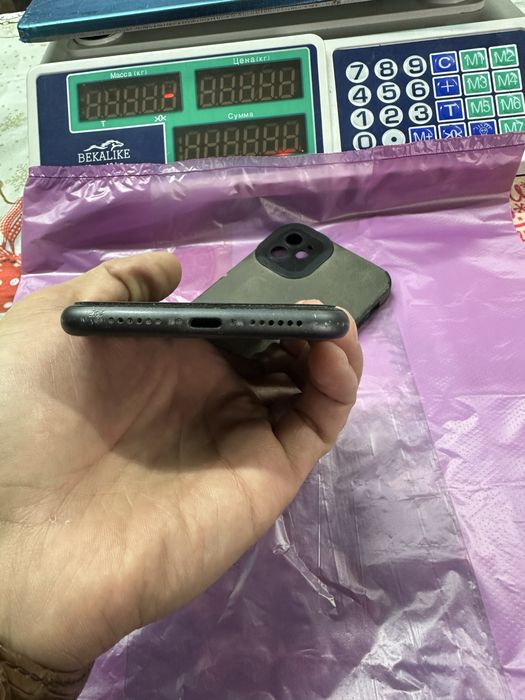 Пррдам Iphone 11,128г или обмен